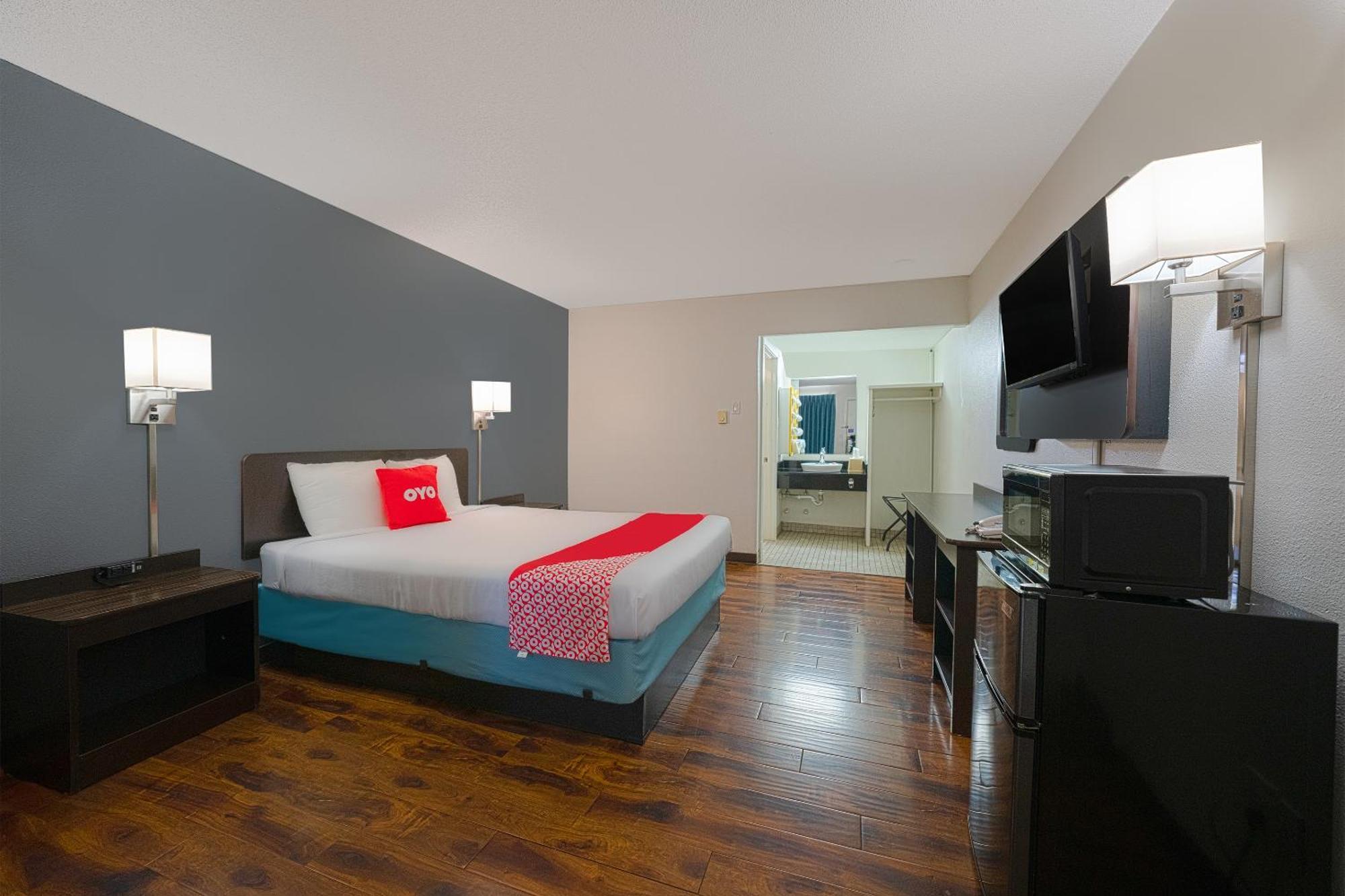 Oyo Hotel St Helens Or เซนต์เฮเลนส์ ภายนอก รูปภาพ