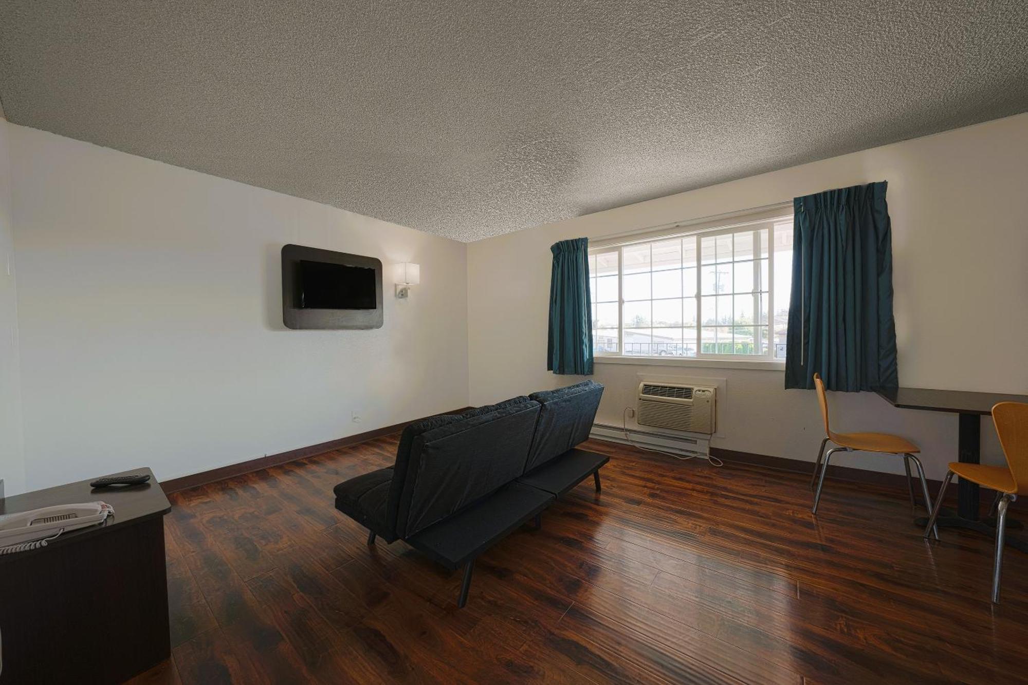 Oyo Hotel St Helens Or เซนต์เฮเลนส์ ภายนอก รูปภาพ