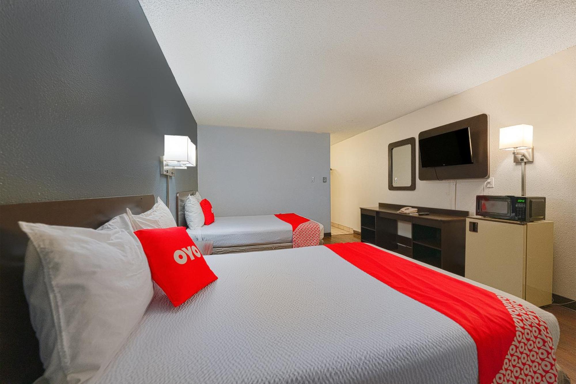 Oyo Hotel St Helens Or เซนต์เฮเลนส์ ภายนอก รูปภาพ
