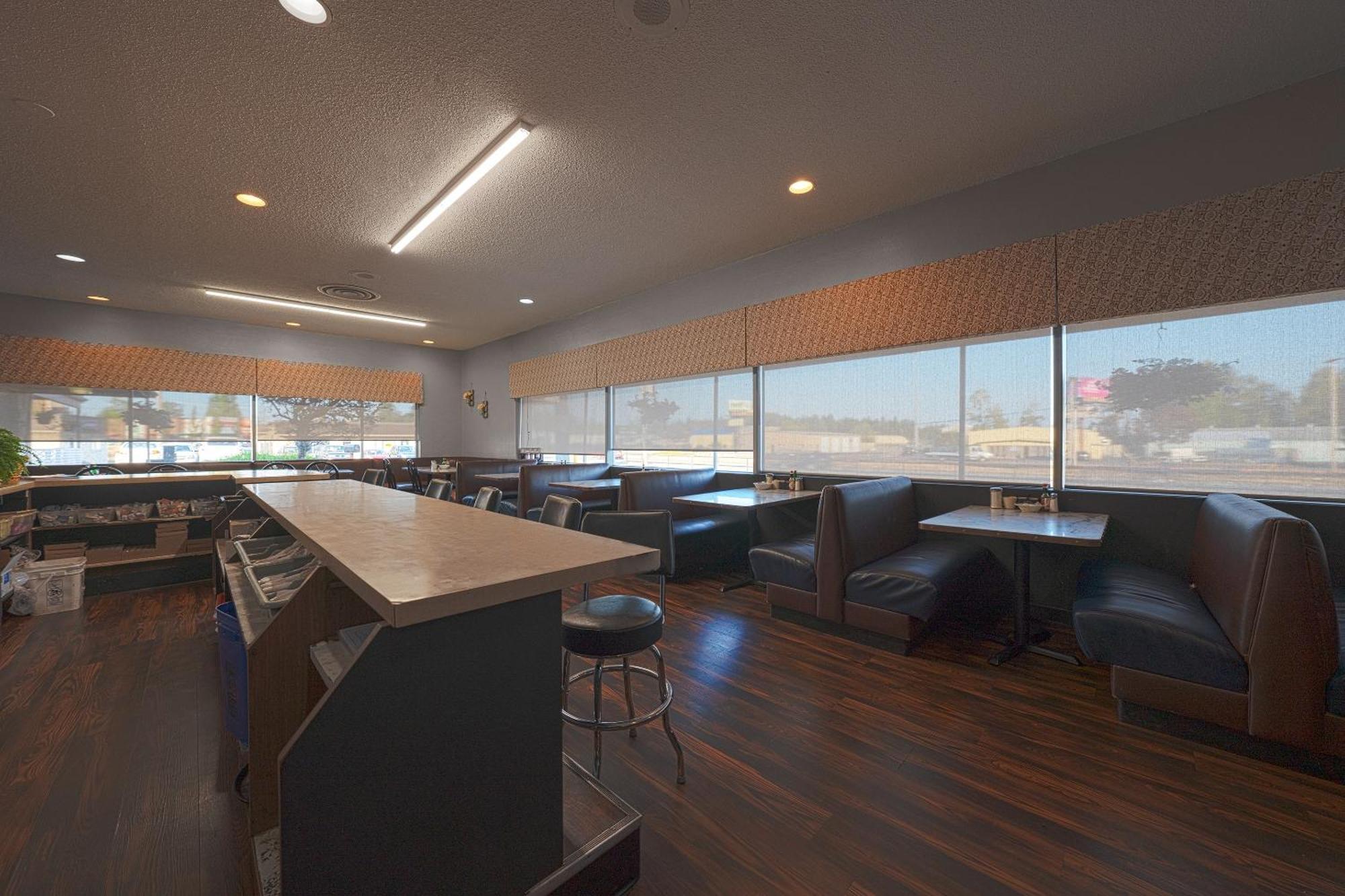 Oyo Hotel St Helens Or เซนต์เฮเลนส์ ภายนอก รูปภาพ